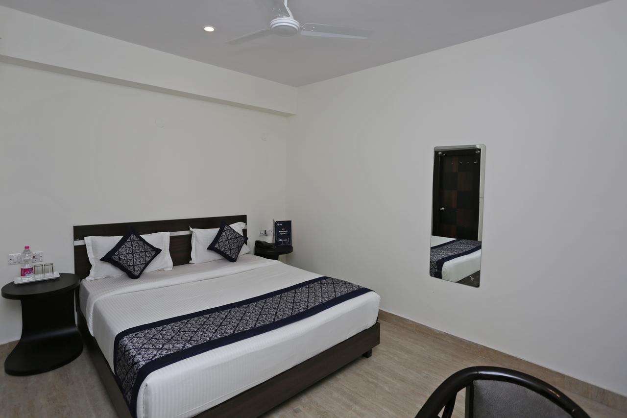 Airport Hotel Green Heights 뉴델리 외부 사진